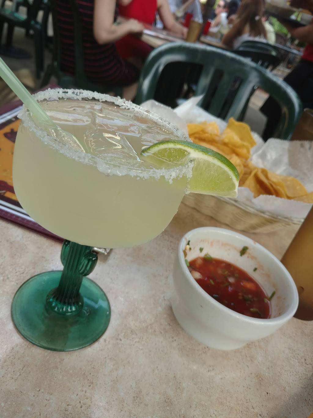 La Loma Mexican Restaurant | restaurant | 316 Massachusetts Ave NE, Washington, DC 20002, USA | 2025482550 OR +1 202-548-2550