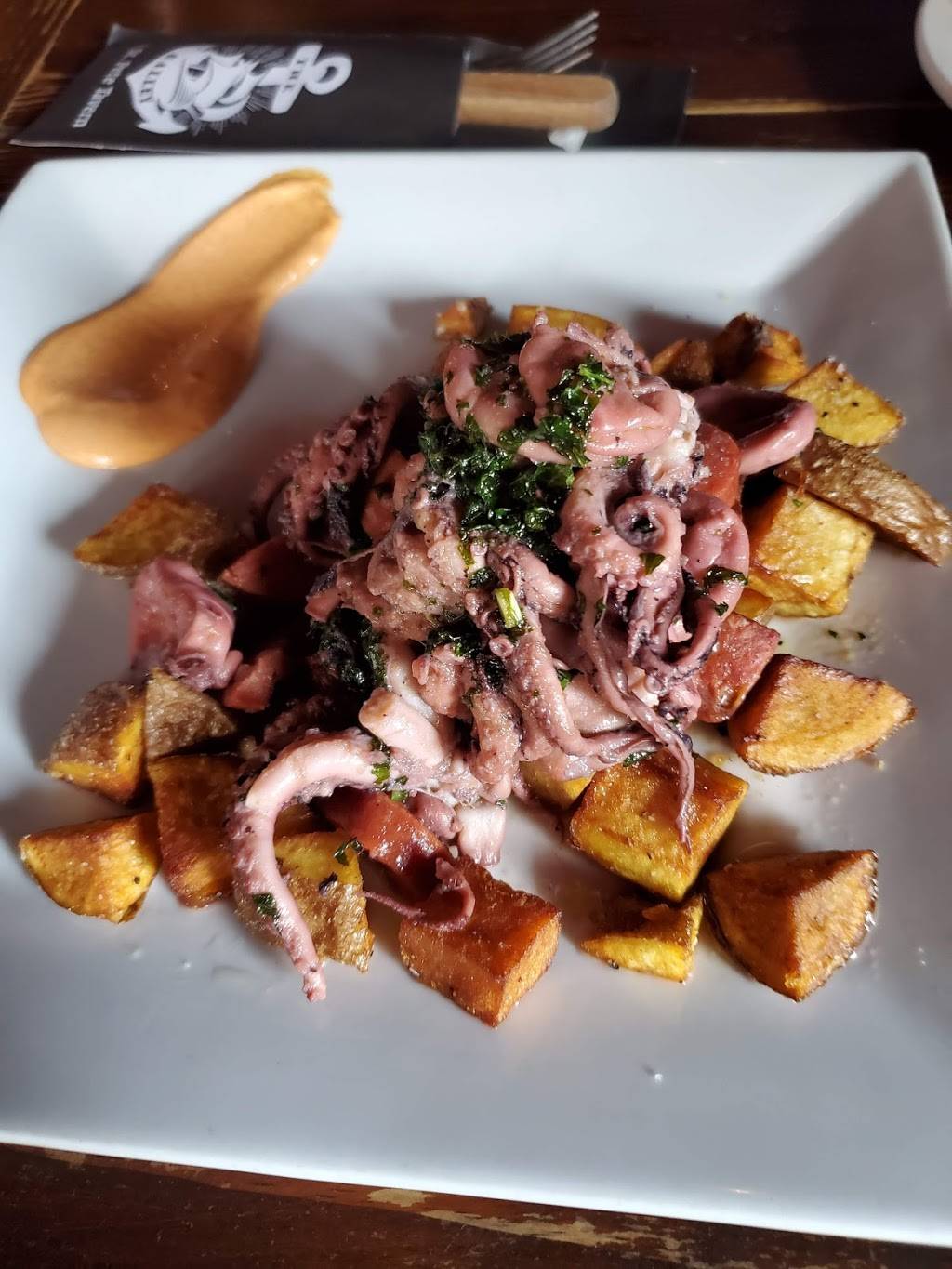 The Galley: A St. Pete Tavern | restaurant | 27 4th St N, St. Petersburg, FL 33701, USA | 7275757071 OR +1 727-575-7071