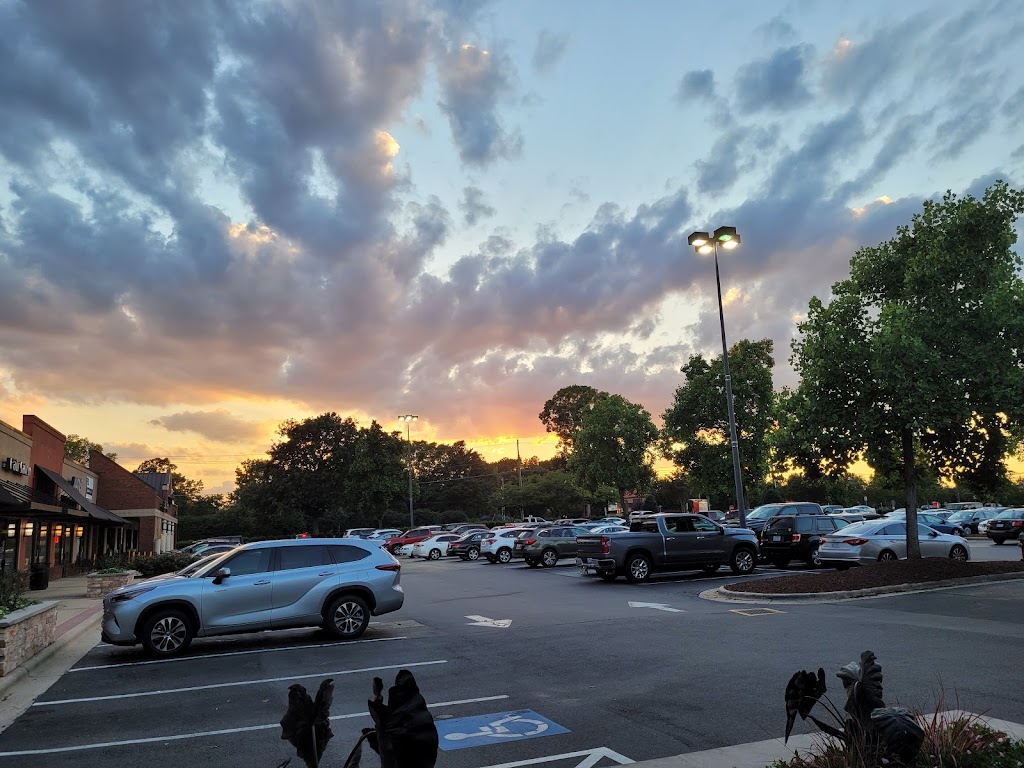 Beach Shack Bottles & Taps | restaurant | 6300 Creedmoor Rd #130, Raleigh, NC 27612, USA | 9193071964 OR +1 919-307-1964