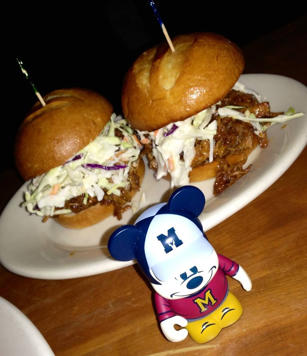 Lumberyard | restaurant | #10, 384 Forest Ave, Laguna Beach, CA 92651, USA | 9497153900 OR +1 949-715-3900