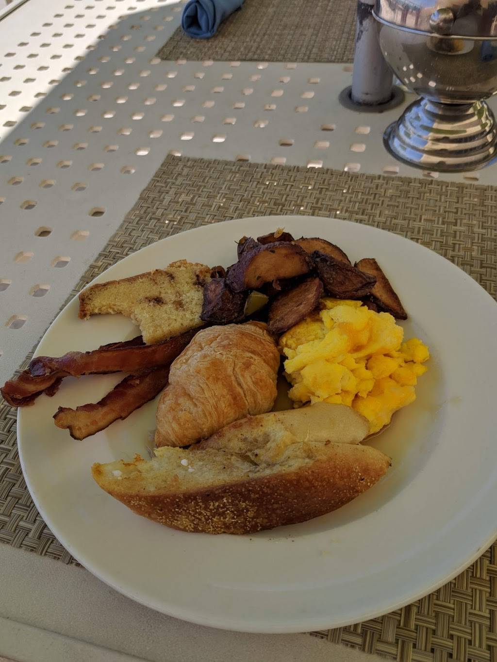 View Restaurant | restaurant | 17375 Collins Ave, Sunny Isles Beach, FL 33160, USA | 7865282500 OR +1 786-528-2500