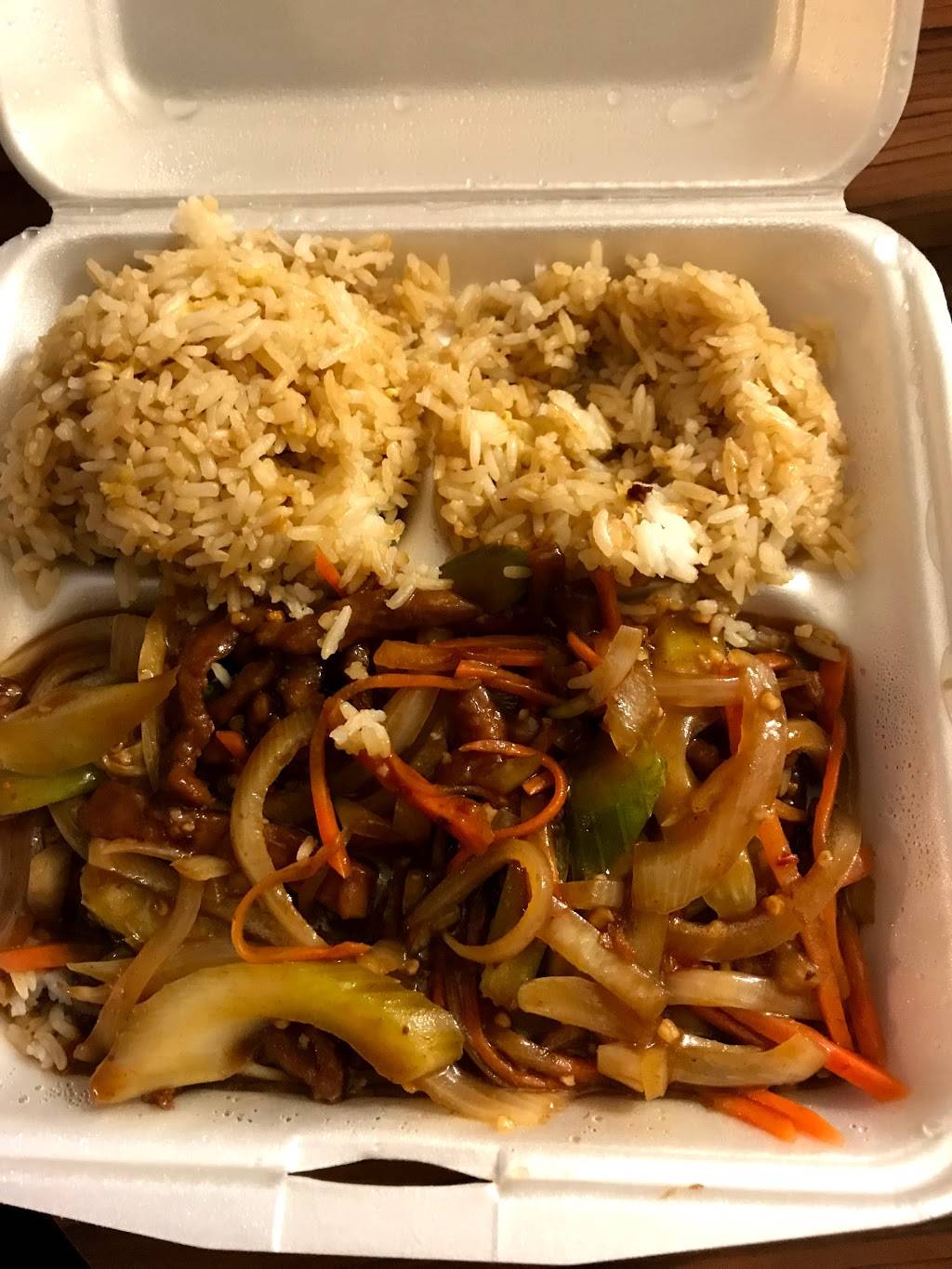 Royal Chopstix | restaurant | 13901 Midway Rd #109, Farmers Branch, TX 75244, USA | 9722398880 OR +1 972-239-8880