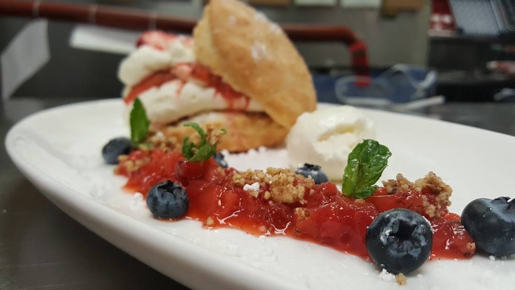 Menlo Tavern | restaurant | 100 El Camino Real, Menlo Park, CA 94025, USA | 6503302790 OR +1 650-330-2790