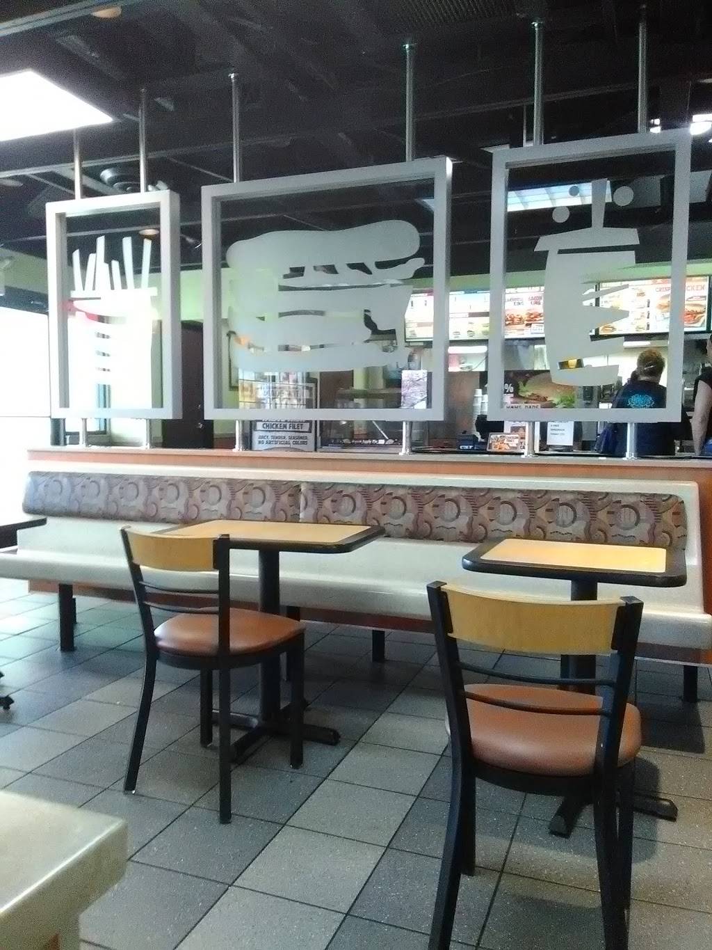 Burger King | restaurant | 198 Thomaston Ave, Waterbury, CT 06702, USA | 2037577728 OR +1 203-757-7728