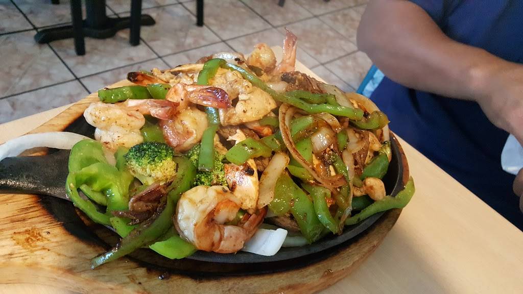 La Fuente | restaurant | 14223 Leffingwell Rd, Whittier, CA 90604, USA | 5623258577 OR +1 562-325-8577