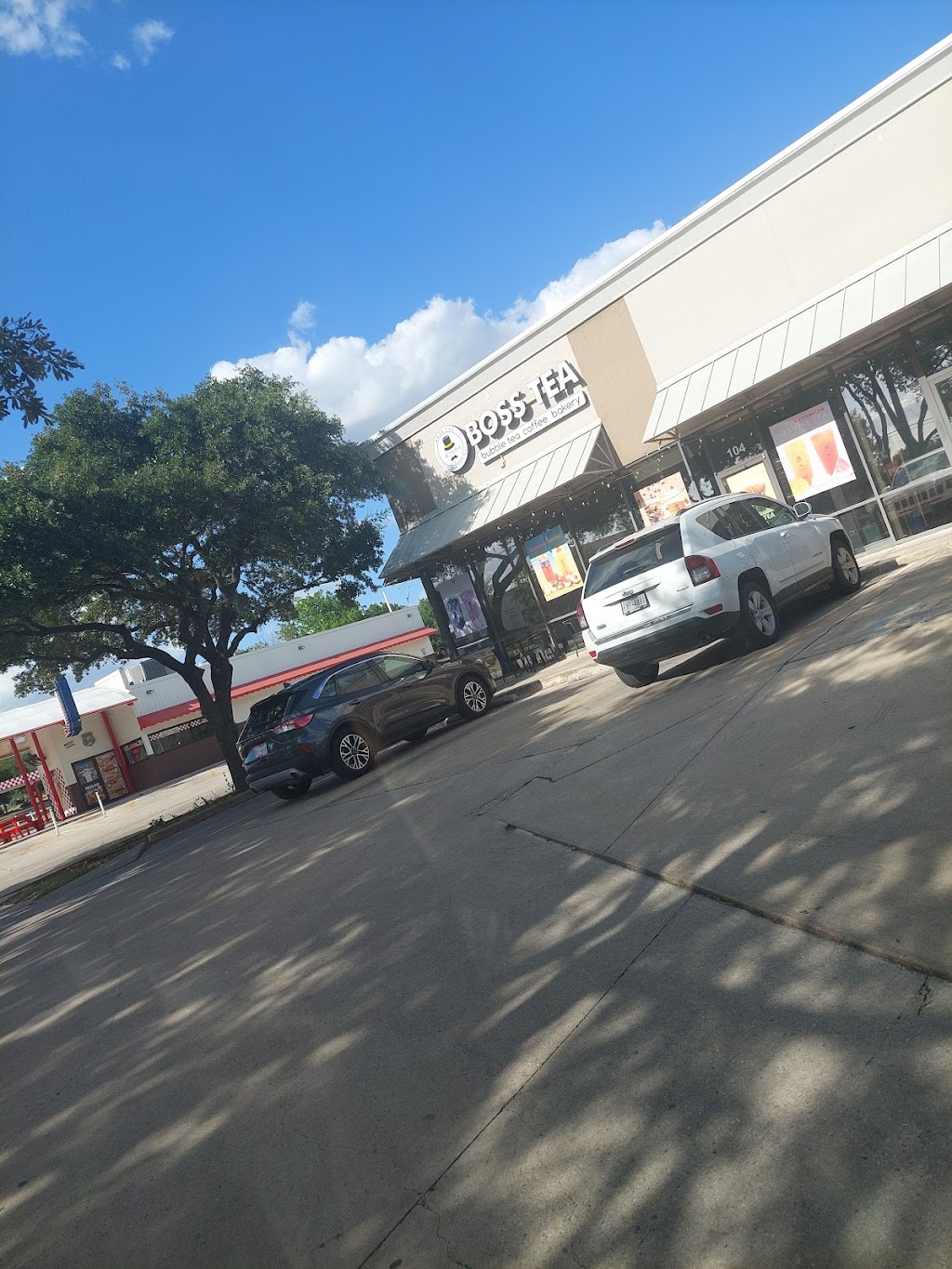 Boss Tea | cafe | 6423 Babcock Rd Suite 104, San Antonio, TX 78249, USA | 2102576888 OR +1 210-257-6888