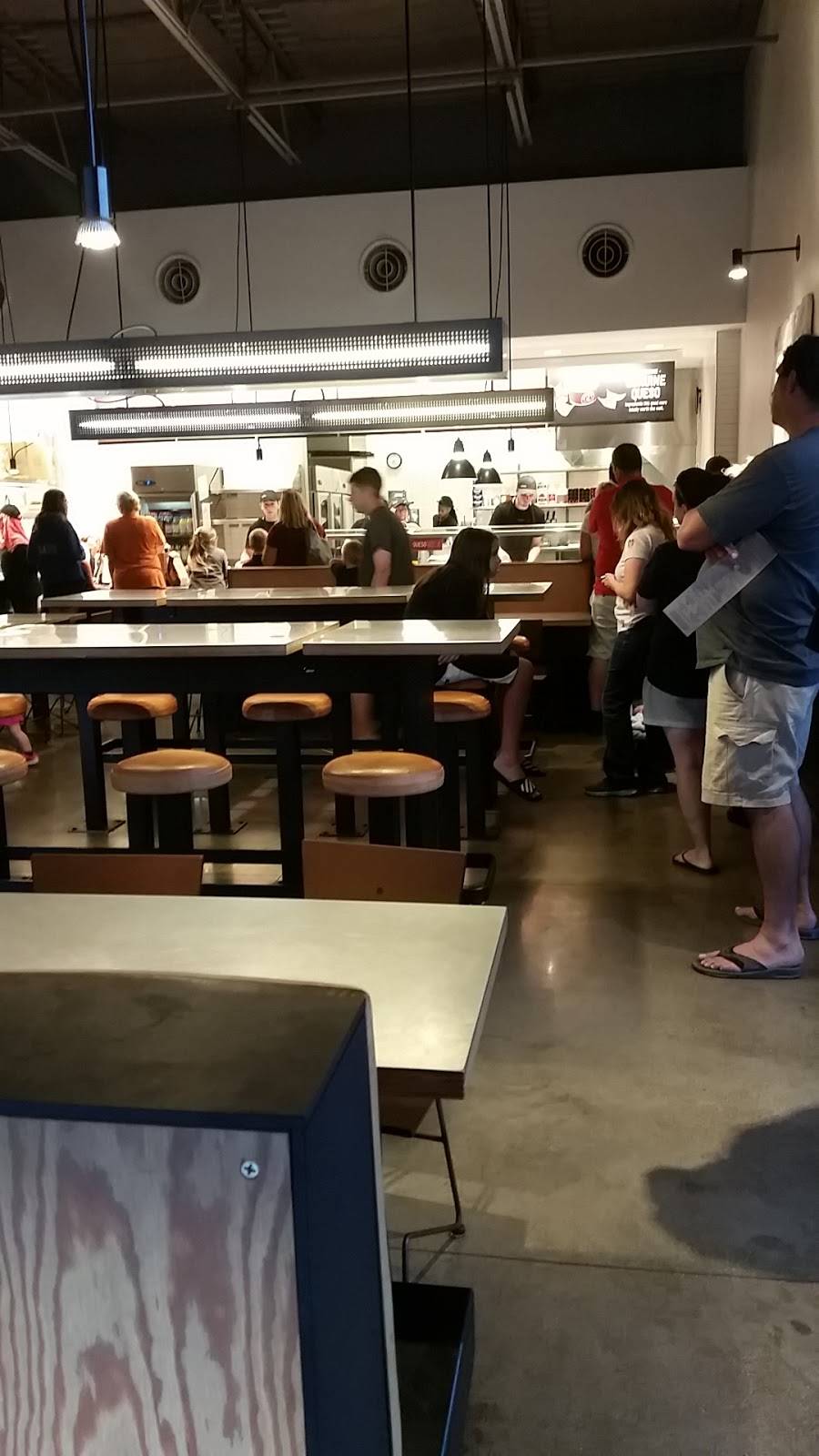 Chipotle Mexican Grill | restaurant | 6440 Harrison Ave Ste 300, Cincinnati, OH 45247, USA | 5135988200 OR +1 513-598-8200