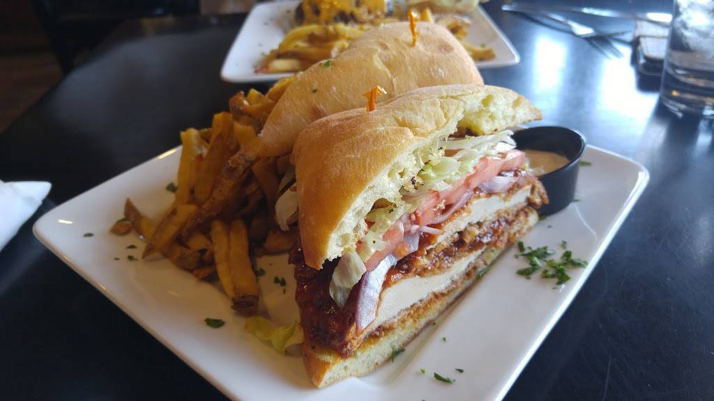 Cobblestone Public House | restaurant | 111 Grand River St N, Paris, ON N3L 1L3, Canada | 5194421820 OR +1 519-442-1820