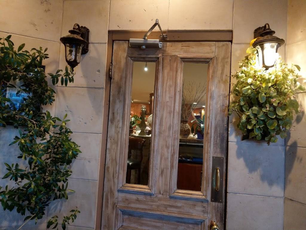 Elounda | restaurant | 1818 Boulevard de la Côte-Vertu, Saint-Laurent, QC H4L 2A6, Canada | 5143314040 OR +1 514-331-4040