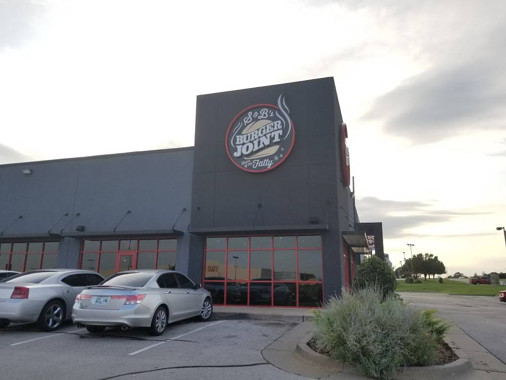 S&B’s Burger Joint - NW Expressway | restaurant | 7640 Northwest Expy, Oklahoma City, OK 73132, USA | 4056038116 OR +1 405-603-8116