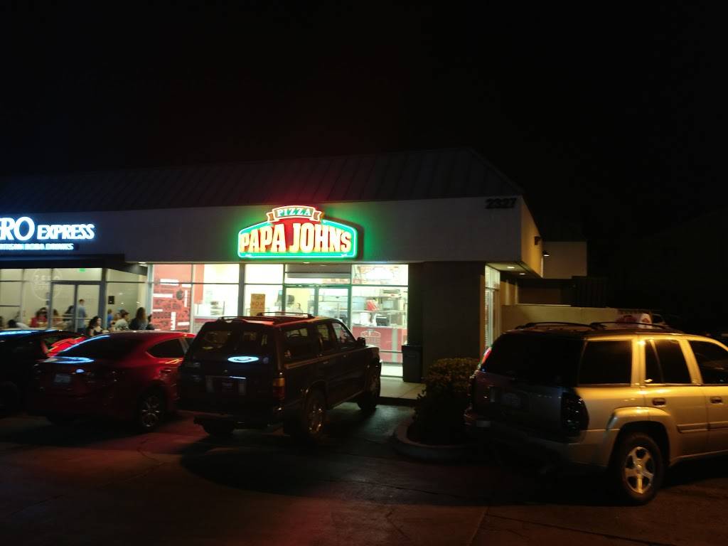 Papa Johns Pizza | restaurant | 2327 E Chapman Ave, Fullerton, CA 92831, USA | 7145269100 OR +1 714-526-9100