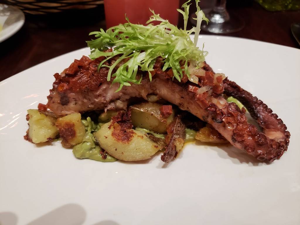 City Cellar Wine Bar & Grill | restaurant | 1080 Corporate Dr, Westbury, NY 11590, USA | 5166935400 OR +1 516-693-5400