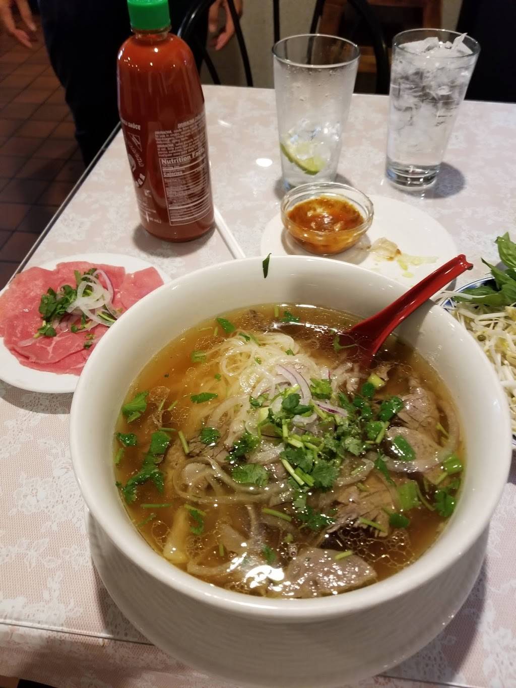 Pho Quynh Restaurant | restaurant | 4900 Central Ave, Charlotte, NC 28205, USA | 9802019124 OR +1 980-201-9124