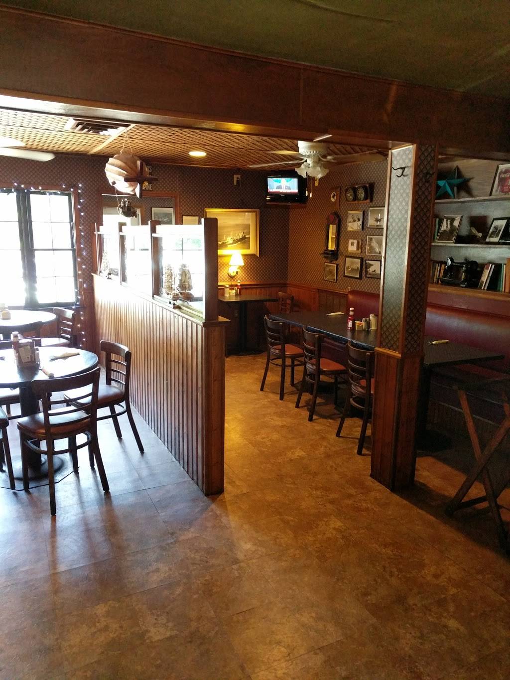 Occoquan Inn | restaurant | 301 Mill St, Occoquan, VA 22125, USA | 7034911888 OR +1 703-491-1888