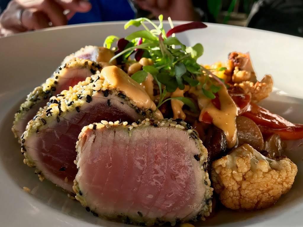 The Chelsea | restaurant | 12 Unquowa Pl, Fairfield, CT 06824, USA | 2032548200 OR +1 203-254-8200