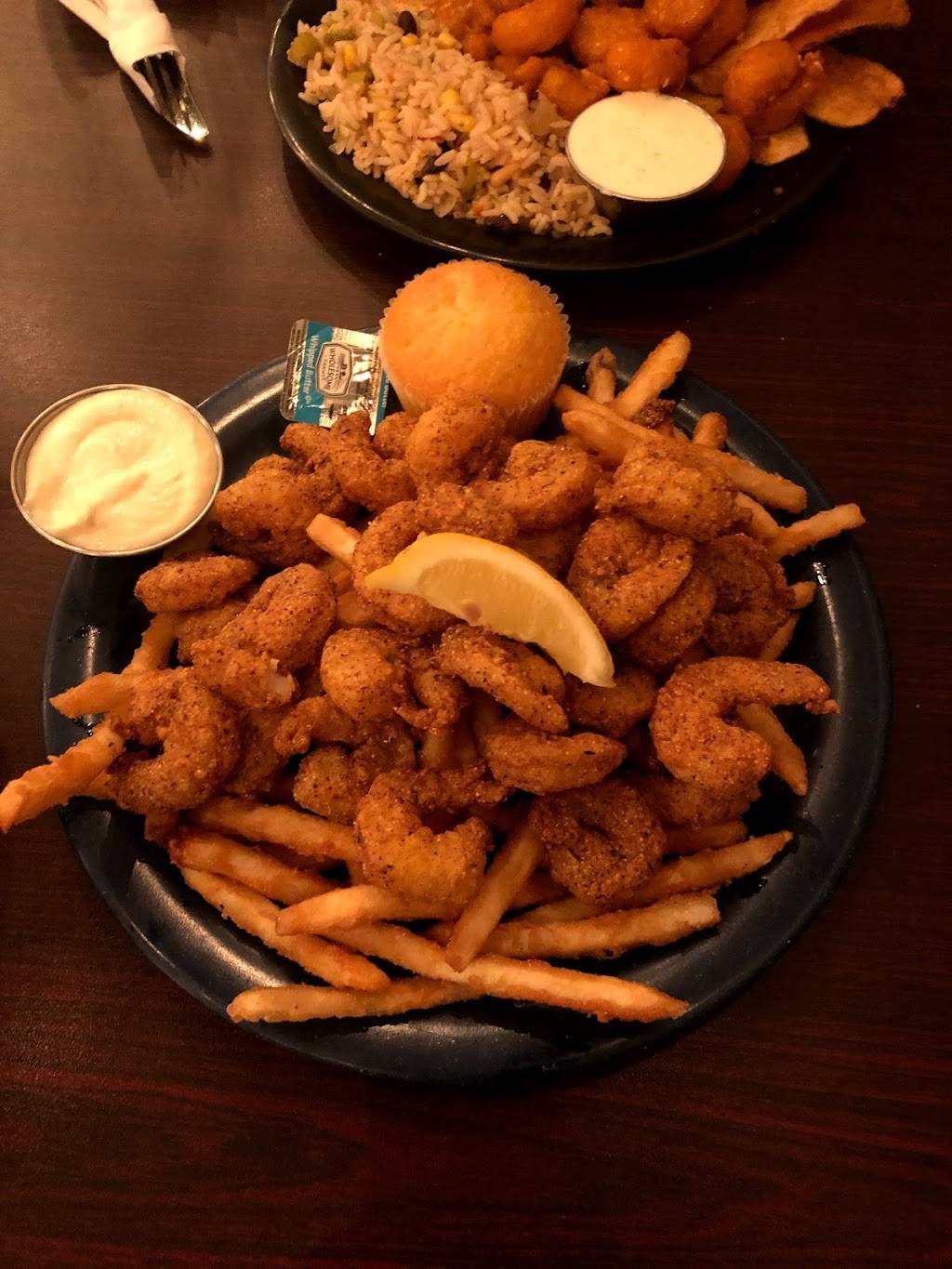 Phat Fish | restaurant | 57 Main St, Plymouth, NH 03264, USA | 6039604757 OR +1 603-960-4757