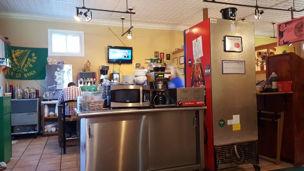 Macadoos Family Restaurant | restaurant | 2108 Lincolnway E, Mishawaka, IN 46544, USA | 5742597669 OR +1 574-259-7669