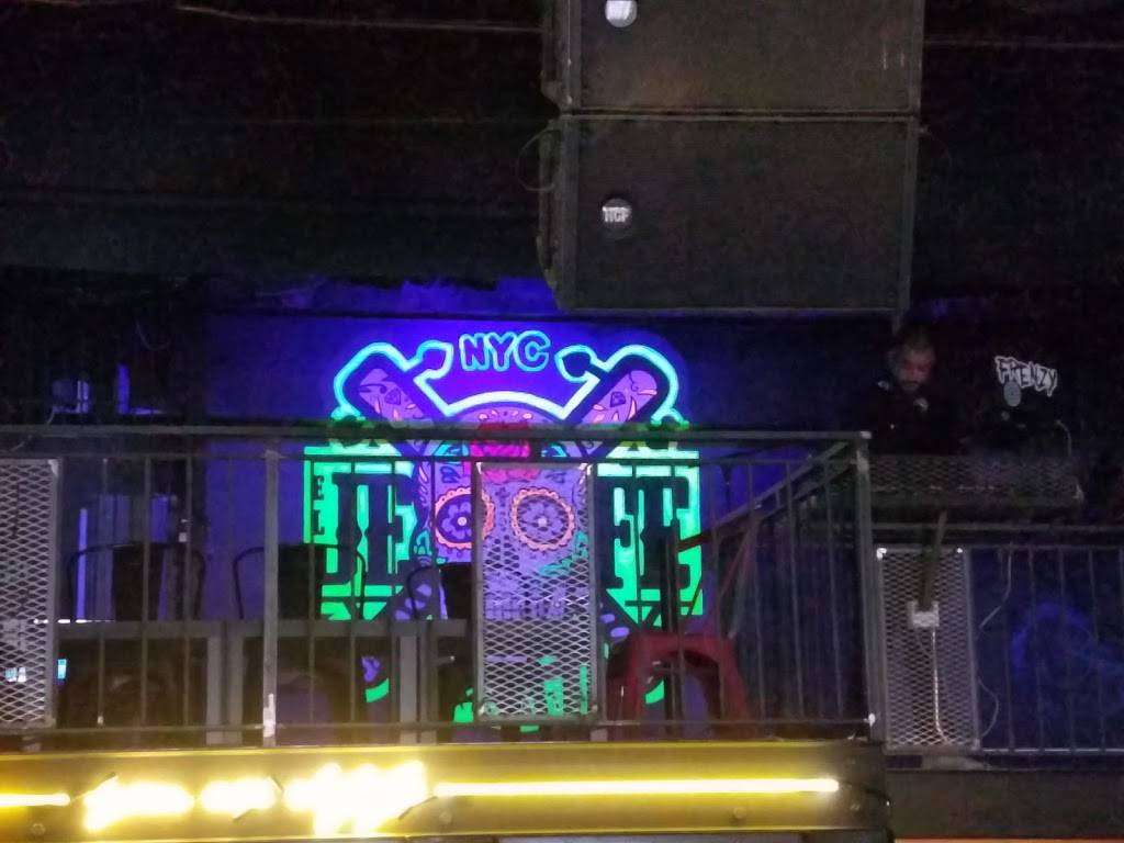 El Jefe Sport Cantina | restaurant | 186 Dyckman St, New York, NY 10040, USA | 6464550155 OR +1 646-455-0155