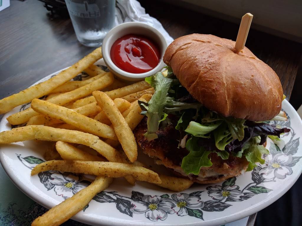 Multnomah Falls Lodge | restaurant | 53000 East, Historic Columbia River Hwy, Corbett, OR 97019, USA | 5036952376 OR +1 503-695-2376