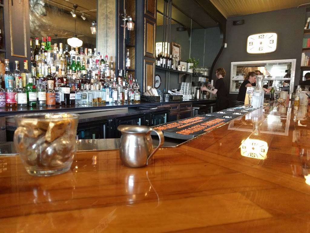 Honeypie | bakery | 2643 S Kinnickinnic Ave, Milwaukee, WI 53207, USA | 4144897437 OR +1 414-489-7437