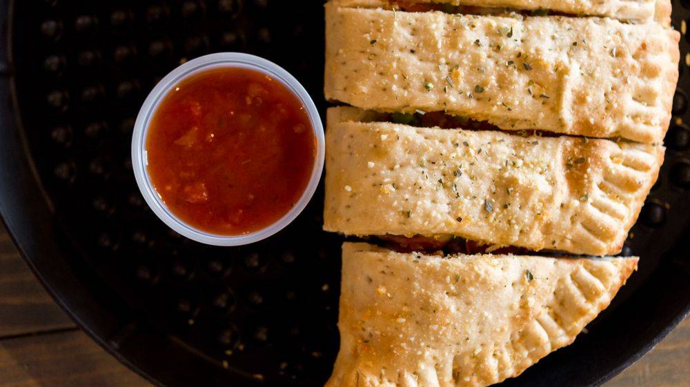 TJs Pizza | restaurant | 8634 4290, US-412, Siloam Springs, AR 72761, USA | 4793736555 OR +1 479-373-6555