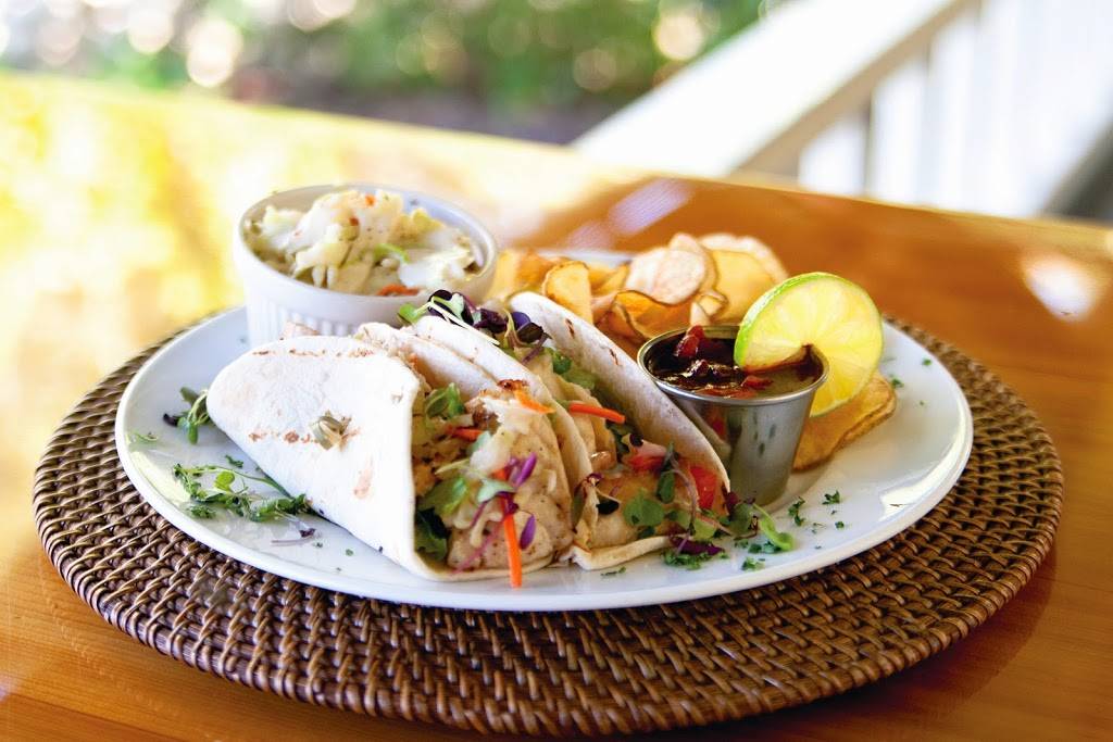 Cips Place Restaurant | restaurant | 2055 Periwinkle Way, Sanibel, FL 33957, USA | 2394720223 OR +1 239-472-0223