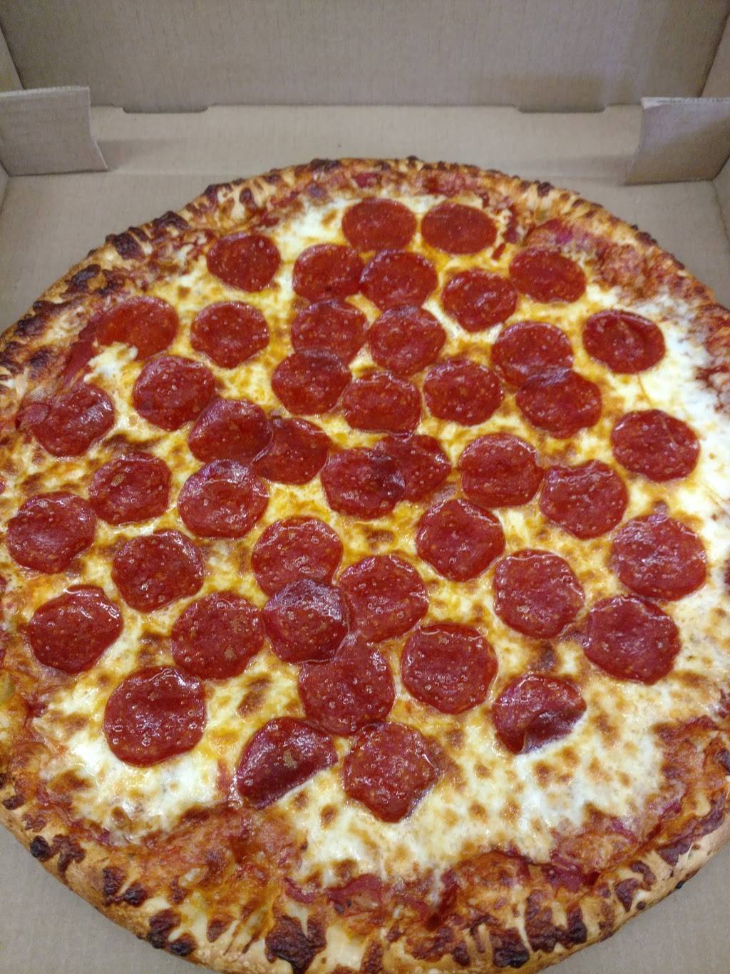 Gs Pizza World | restaurant | 15692 W Akron-Canfield Rd, Berlin Center, OH 44401, USA | 3305470088 OR +1 330-547-0088