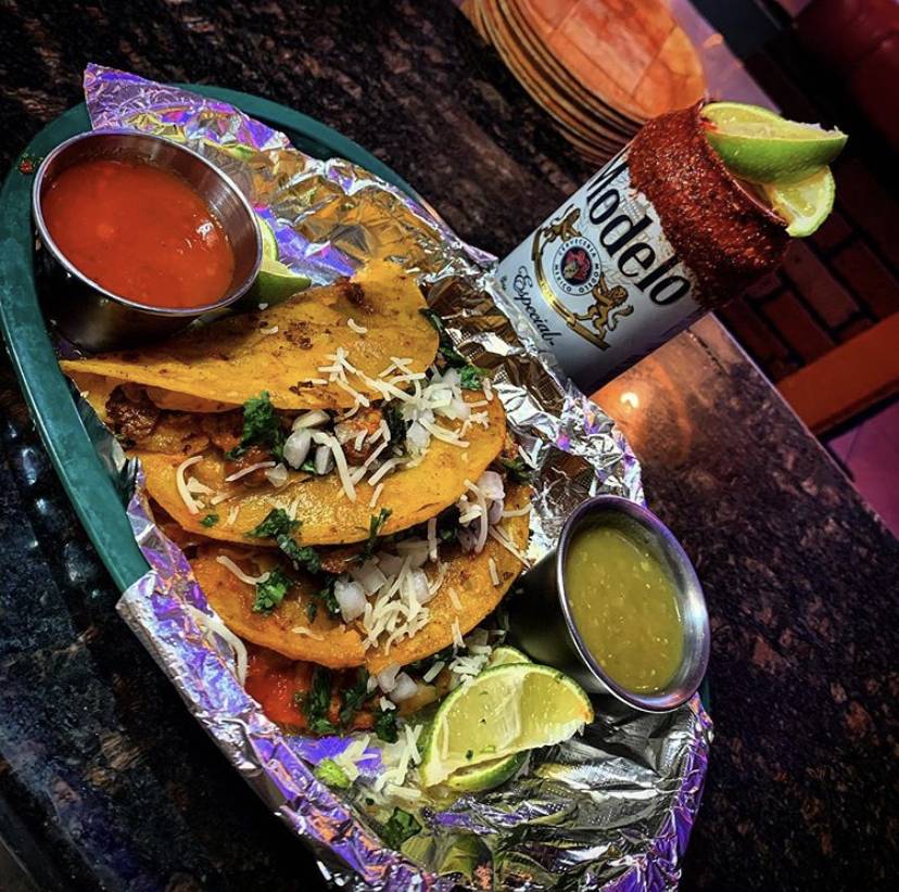 Panda Burgers Far East | restaurant | 12380 Edgemere Blvd #103, El Paso, TX 79938, USA | 9153076365 OR +1 915-307-6365