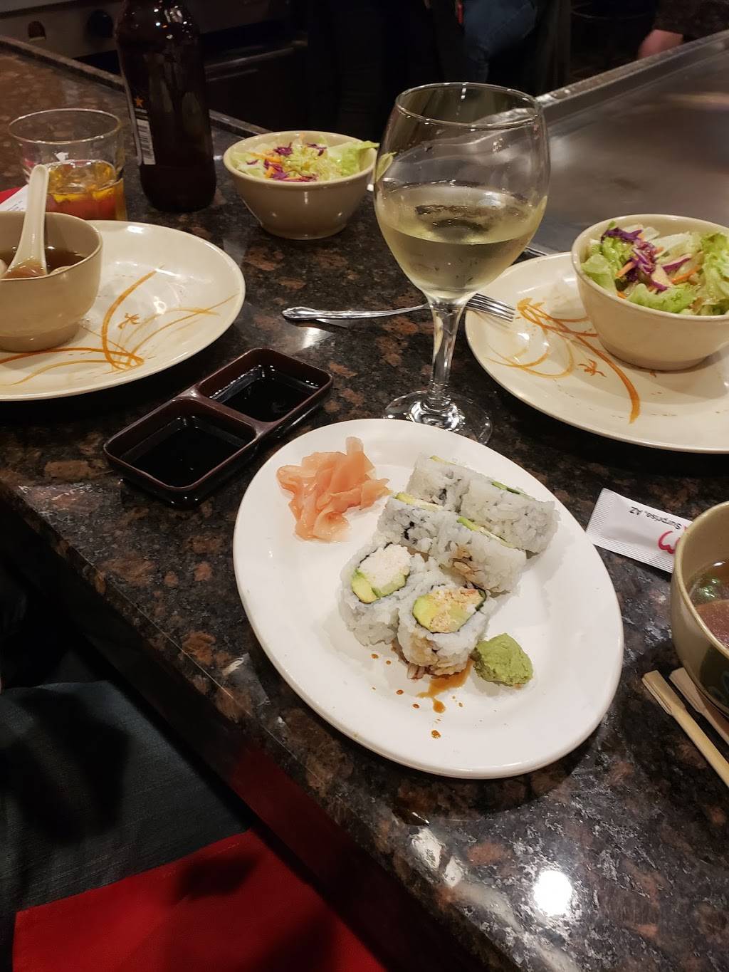 AH-SO Sushi & Steak | restaurant | 6033 W Bell Rd, Glendale, AZ 85308, USA | 6029781177 OR +1 602-978-1177