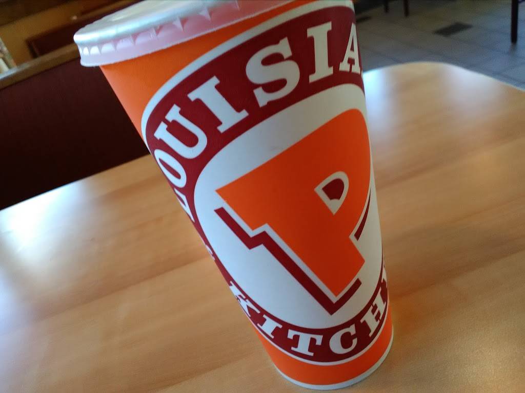 Popeyes Louisiana Kitchen | restaurant | 1628 Aquarena Springs Dr, San Marcos, TX 78666, USA | 5123962050 OR +1 512-396-2050