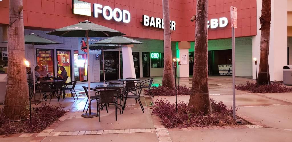 Curry Up King Authentic German Street Food | restaurant | 935 N Beneva Rd #613, Sarasota, FL 34232, USA | 9415528684 OR +1 941-552-8684