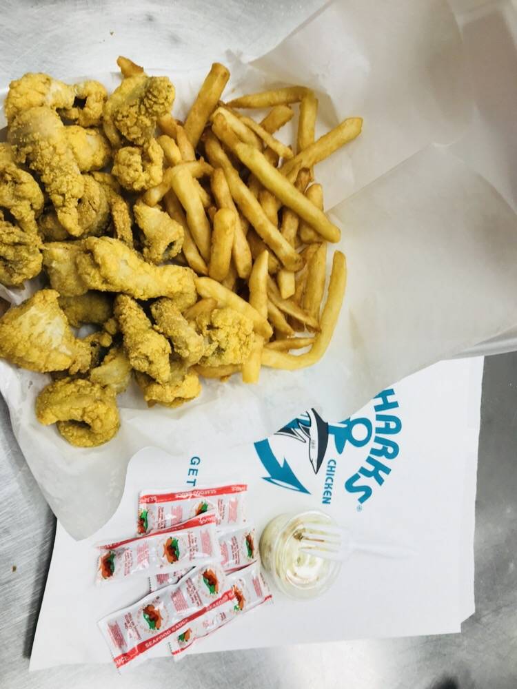 Sharks | restaurant | 4102 Euclid Ave, East Chicago, IN 46312, USA | 2193918000 OR +1 219-391-8000