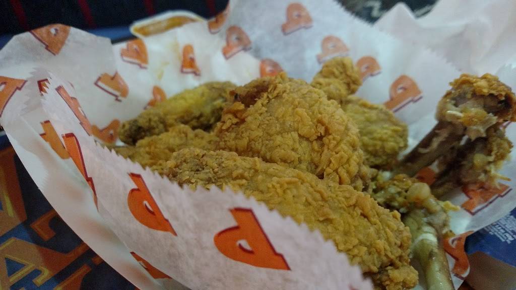 Popeyes Louisiana Kitchen | restaurant | 5800 Westover Ave, Joint Base Elmendorf-Richardson, AK 99506, USA | 8777673937 OR +1 877-767-3937