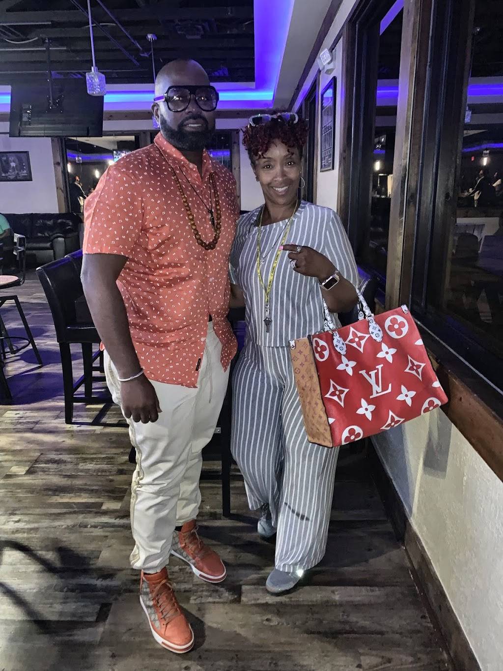 Legends Bar and Grill | restaurant | 93 Halton Rd, Greenville, SC 29607, USA | 8645201044 OR +1 864-520-1044