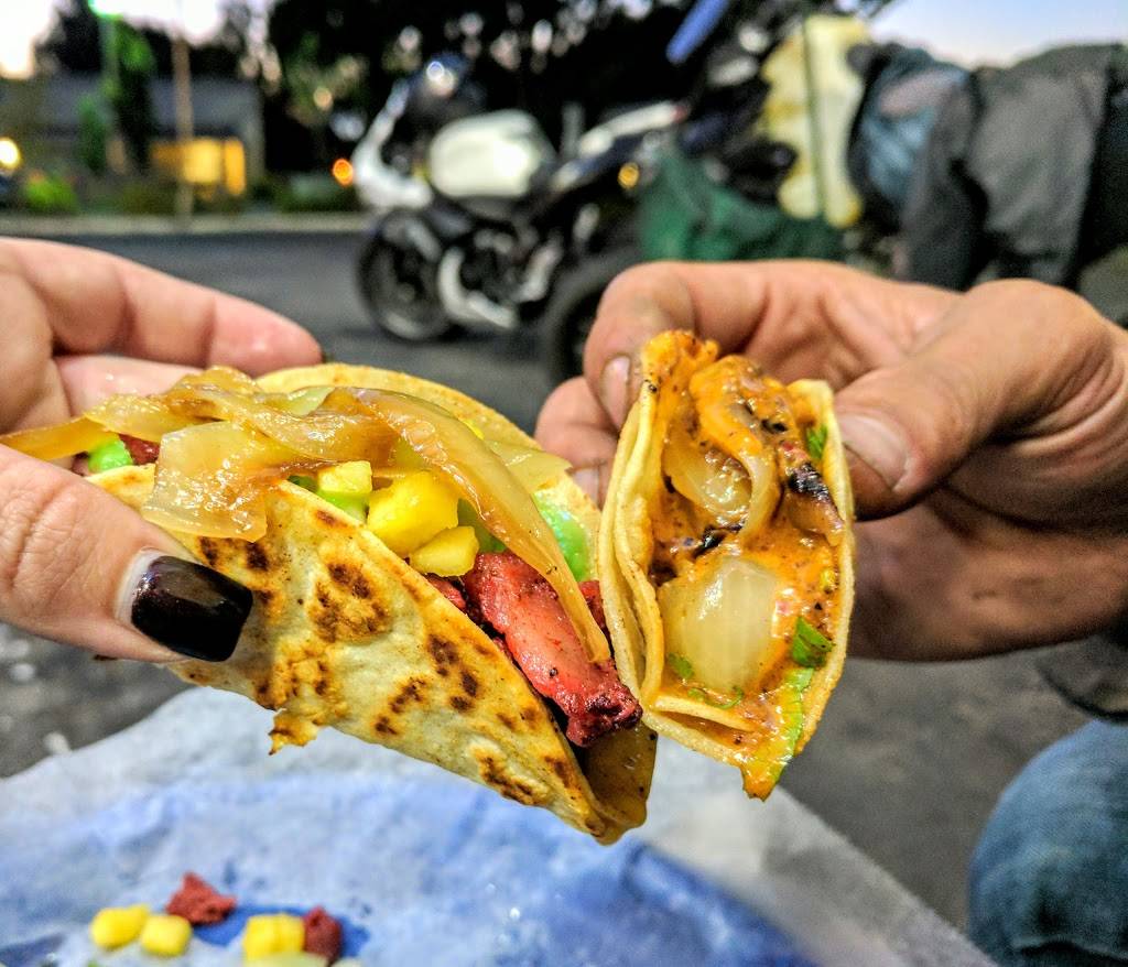 Cheztakos!!! | restaurant | 323 El Camino Real, Mountain View, CA 94040, USA | 4088412191 OR +1 408-841-2191