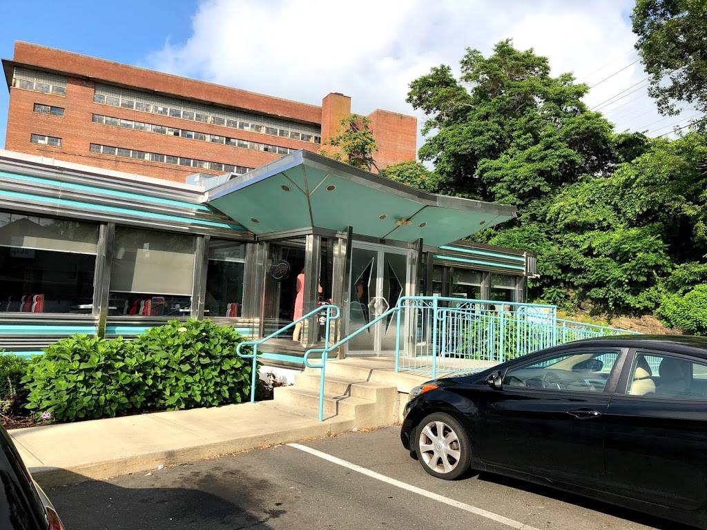 Georgies Diner | restaurant | 427 Elm St, West Haven, CT 06516, USA | 2039331000 OR +1 203-933-1000