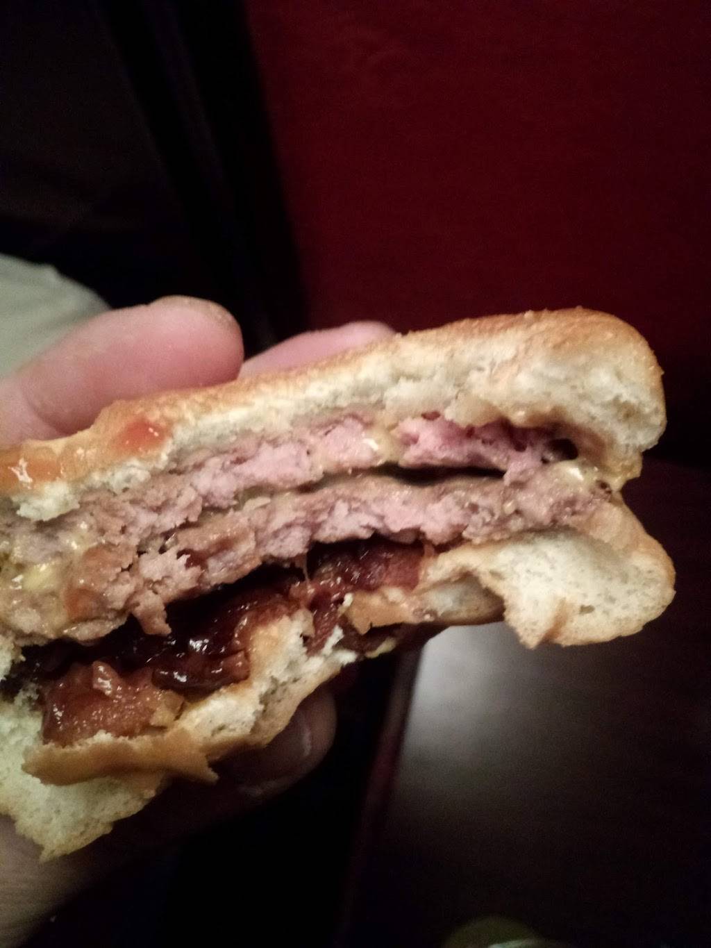 Wendys | restaurant | 500 W Church St, Lexington, TN 38351, USA | 7319679398 OR +1 731-967-9398