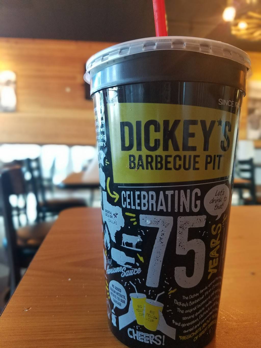 Dickeys Barbecue Pit | restaurant | 1125 W Rancho Vista Blvd, Palmdale, CA 93551, USA | 6614025123 OR +1 661-402-5123