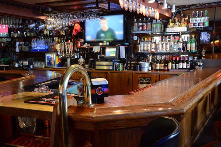 Andreas Red Rooster | restaurant | N14 w22032 Watertown Rd, Waukesha, WI 53186, USA | 2625741230 OR +1 262-574-1230