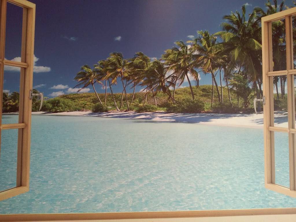 Peenie Wallies Fish & Jerk | restaurant | 1155 Royal Palm Beach Blvd, Royal Palm Beach, FL 33411, USA | 5616199237 OR +1 561-619-9237