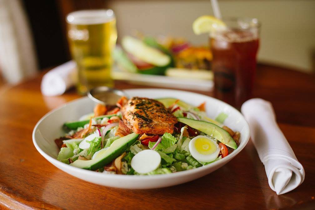 Shebeen Pub & Braai | restaurant | 247 Ridge McIntire Rd, Charlottesville, VA 22903, USA | 4342963185 OR +1 434-296-3185