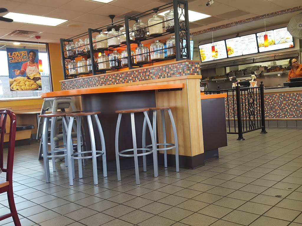 Popeyes Louisiana Kitchen | restaurant | 110 Jamacha Road, El Cajon, CA 92019, USA | 6194413355 OR +1 619-441-3355