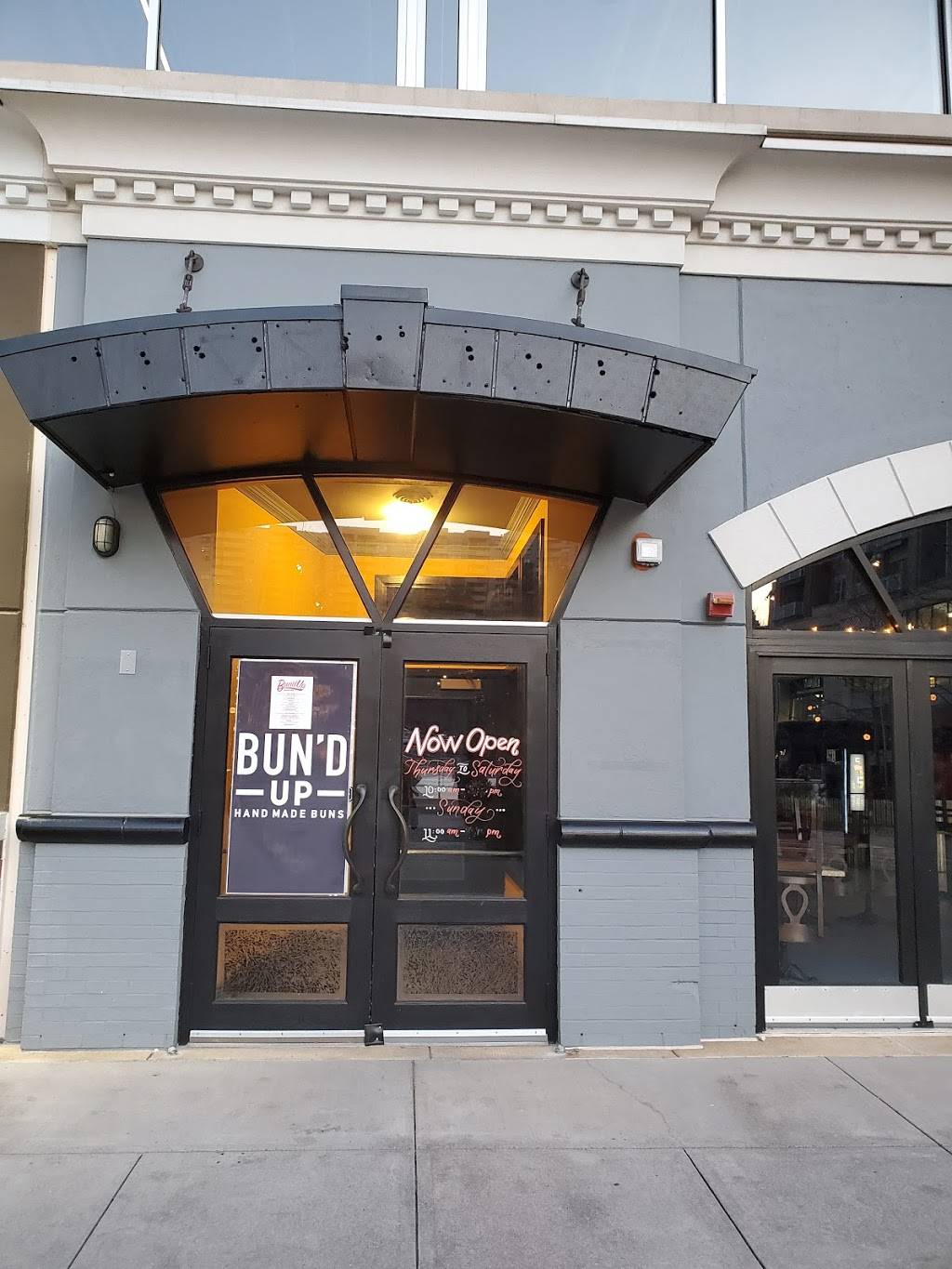 Bund Up | restaurant | 1201 S Joyce St, Arlington, VA 22202, USA | 5713124908 OR +1 571-312-4908