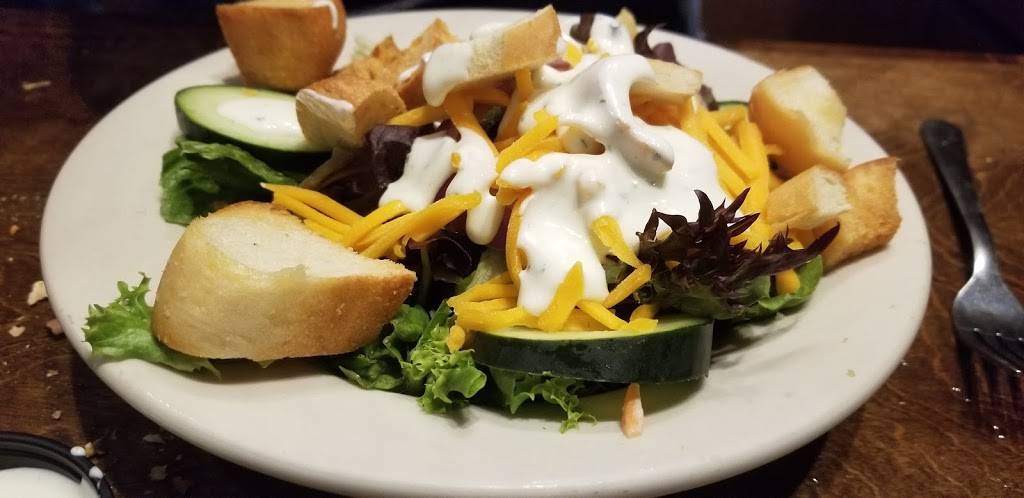 Logans Roadhouse | restaurant | 92 NE Interstate 410 Loop, San Antonio, TX 78216, USA | 2103486405 OR +1 210-348-6405