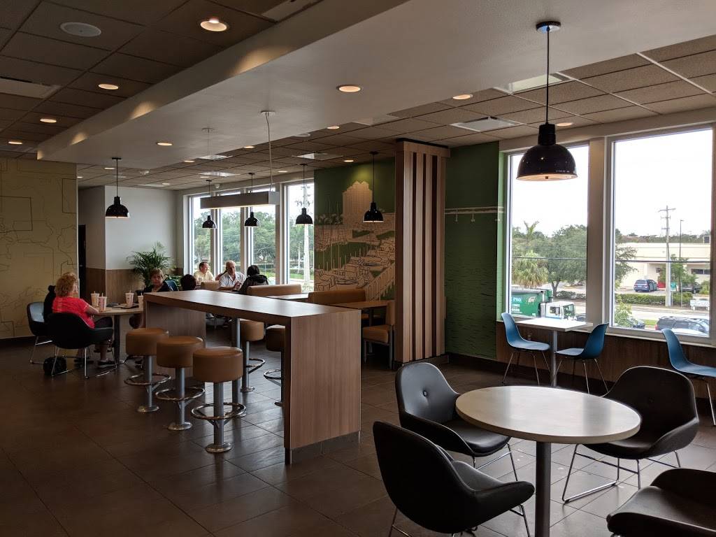 McDonalds | cafe | 1530 Colonial Blvd, Fort Myers, FL 33919, USA | 2399361424 OR +1 239-936-1424