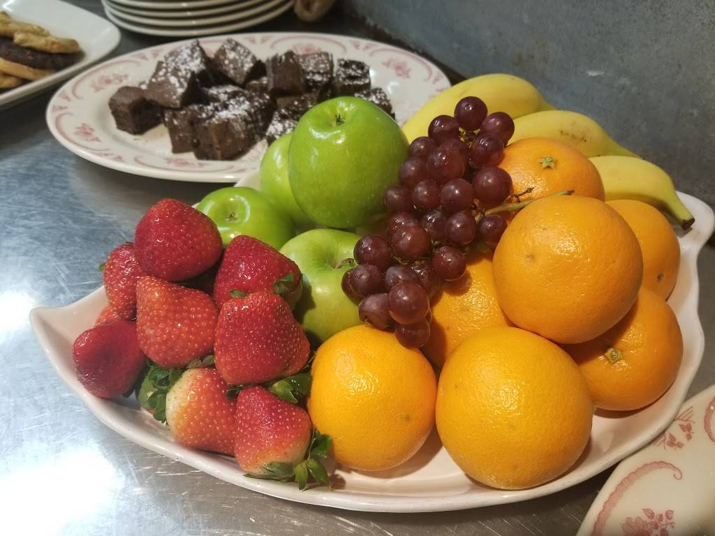 Maggianos Little Italy | restaurant | 3106 West End Ave, Nashville, TN 37203, USA | 6155140270 OR +1 615-514-0270