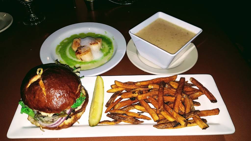 Altitude | night club | 68010 E Fairway Ave, Welches, OR 97067, USA | 5036222214 OR +1 503-622-2214