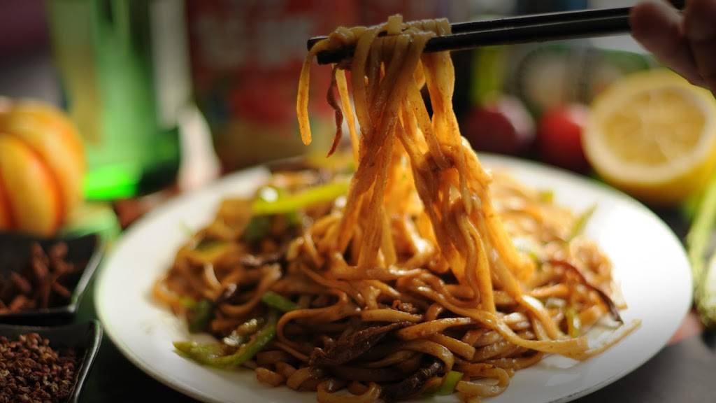 Wok ! You Want | meal takeaway | 3051 N California Ave, Chicago, IL 60618, USA | 7736543895 OR +1 773-654-3895