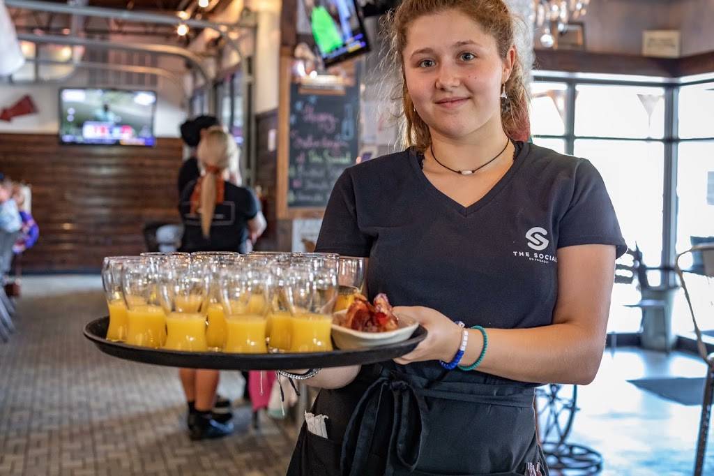 The Social on Friendly | restaurant | 1617 W Friendly Ave, Greensboro, NC 27403, USA | 3369380070 OR +1 336-938-0070