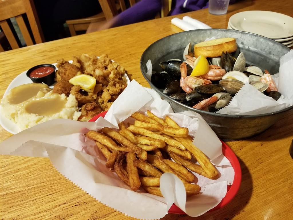 Crabby Bill’s | restaurant | 1104 Lakeshore Blvd, St Cloud, FL 34769, USA | 4079794001 OR +1 407-979-4001